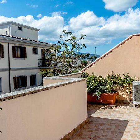 Sa Domu Downtown - Pms Casevacanze Olbia Exterior photo